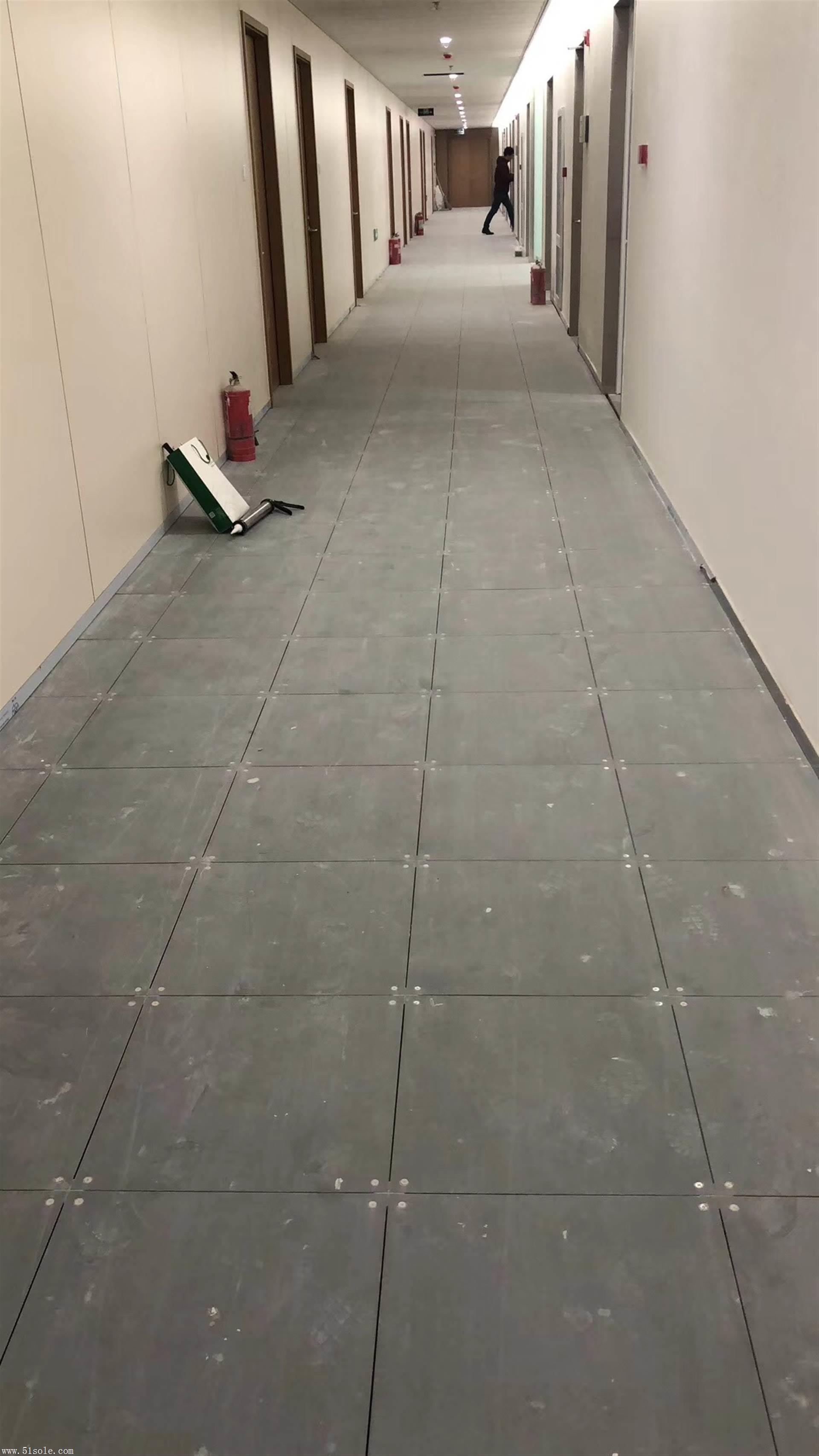 办公室oa架空地板价格 三门峡市便宜的美露网络地板工厂直销