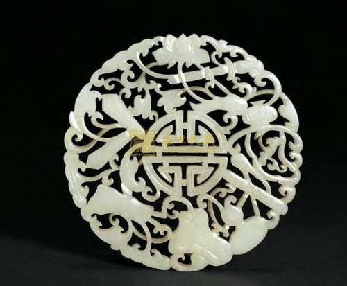 山东潍纺清白玉镂空婴嬉牌哪里拍卖正规