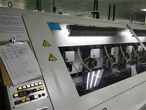 pcb钻孔机东台48钻孔机