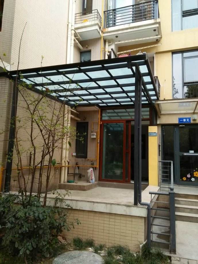 钢结构玻璃雨棚厂商