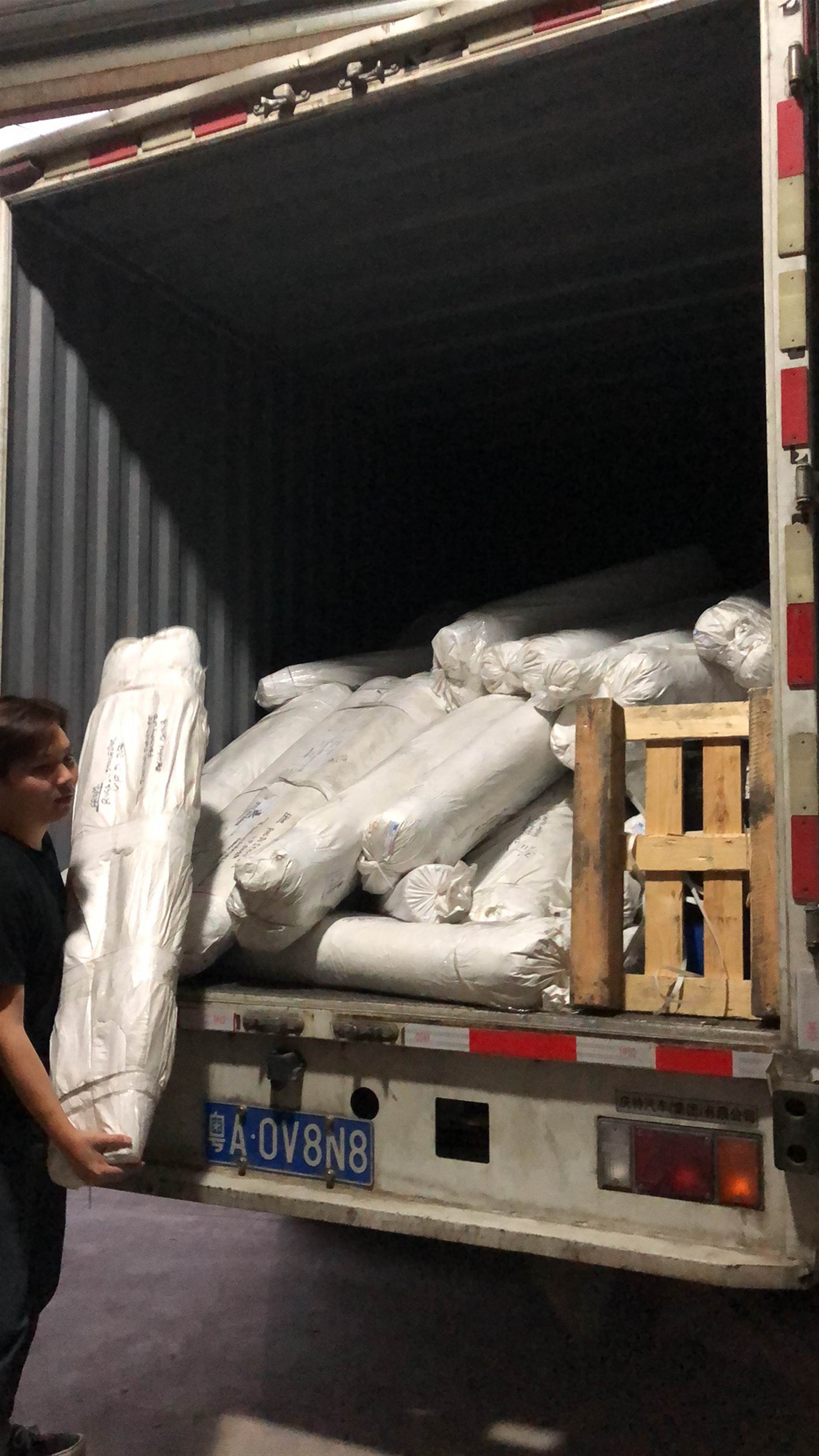 聚海国际承揽出口台湾ddu清关货运门到门业务