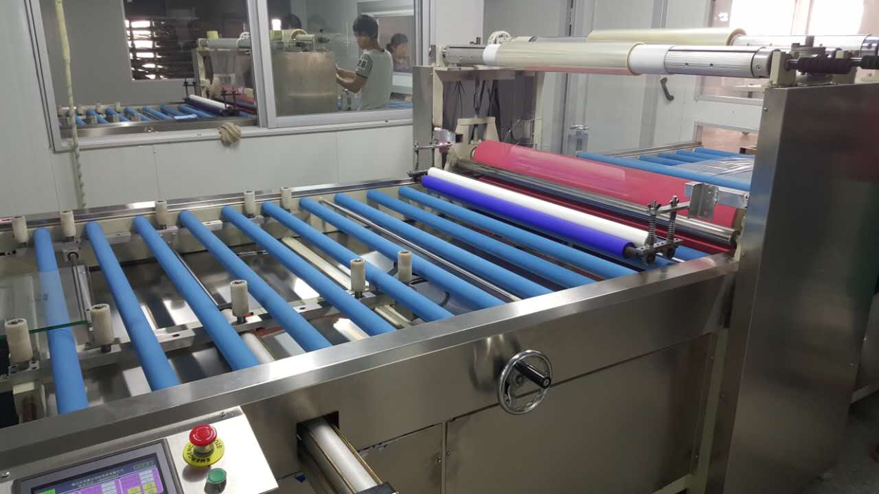 淋浴房防爆玻璃全自动贴膜机