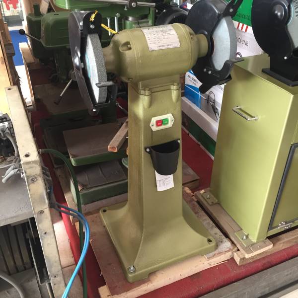 m3025落地式砂轮机