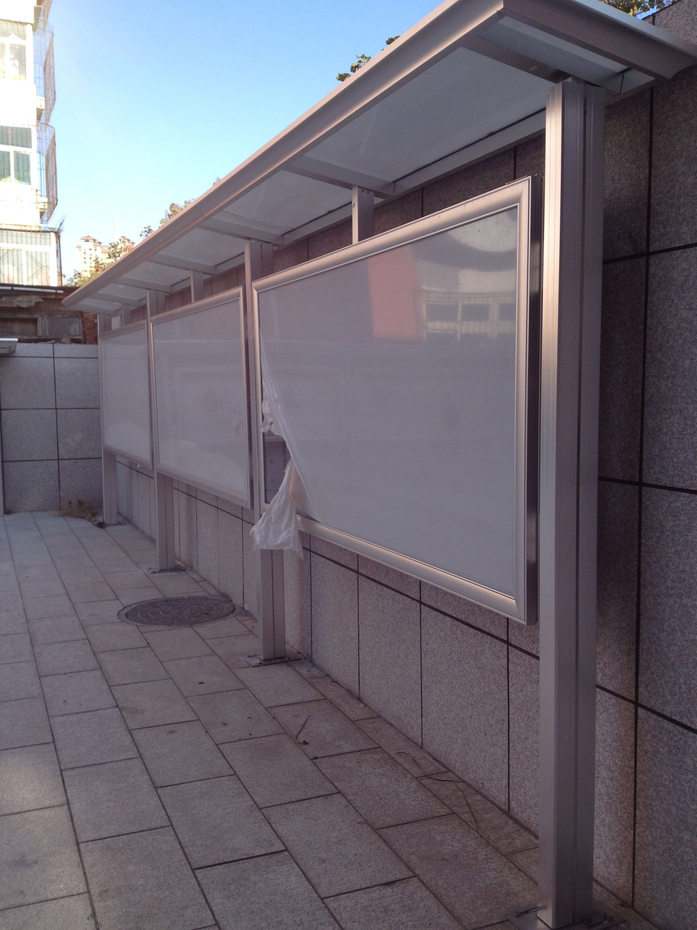 铝合金报栏佛山钧尚小区广告栏铝合金广告器