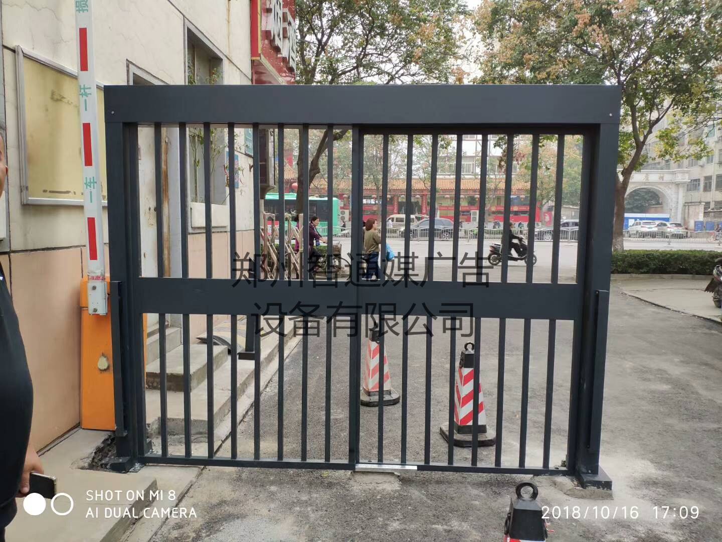 湖南厂家供应栅栏式电动平移门