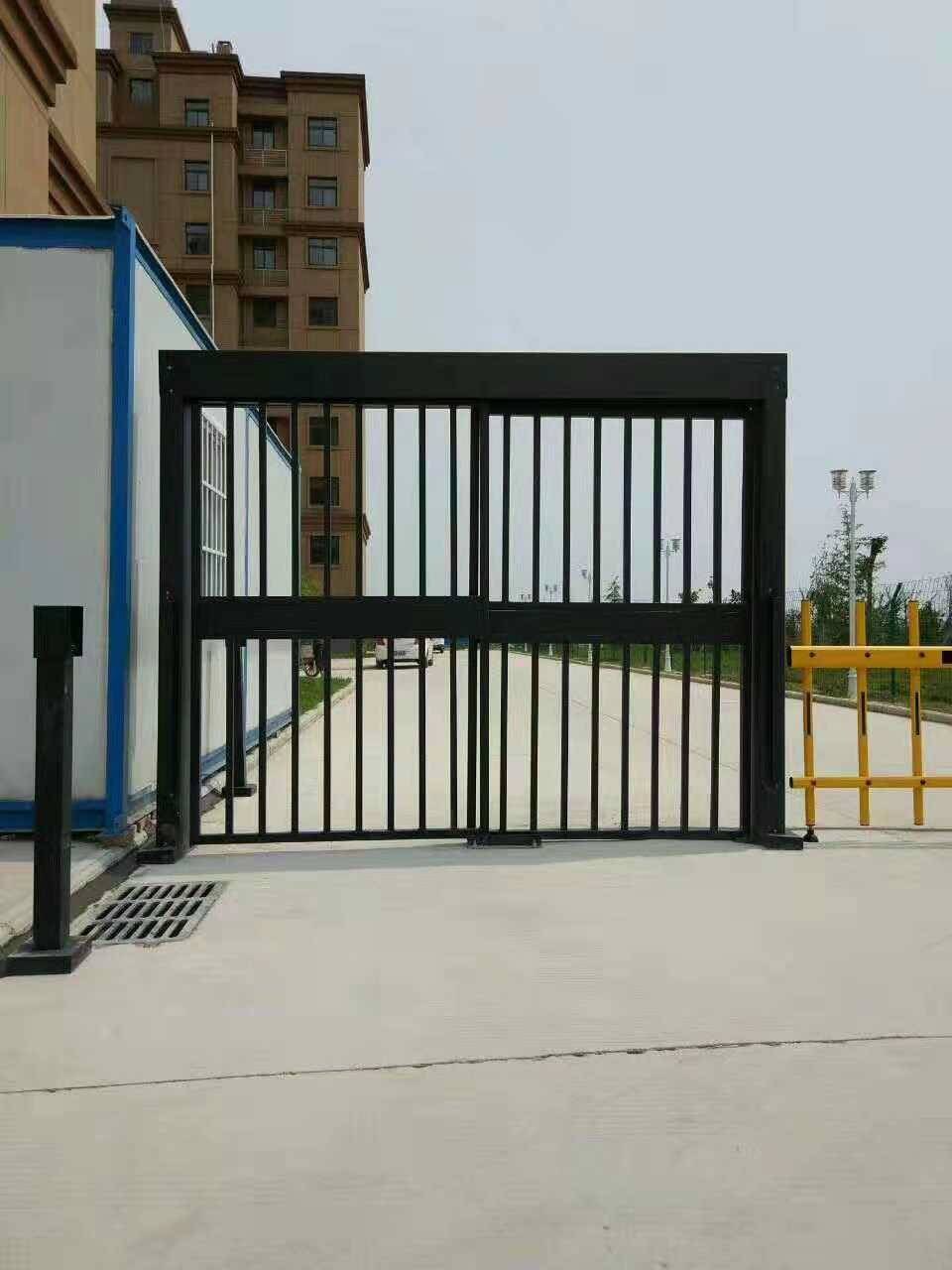 湖南厂家供应栅栏式电动平移门