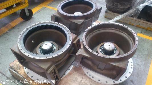 唐山亚特水泥搅拌车散热器配件