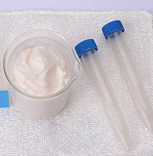 化妆品代加工本草祛痘霜膏无激素植物提炼精华