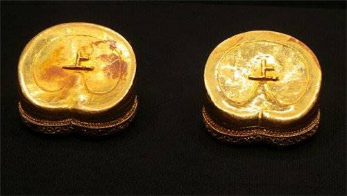 在此之前,虽然有关于黄金作为交流的文献纪录,但要把一定量的黄金铸成