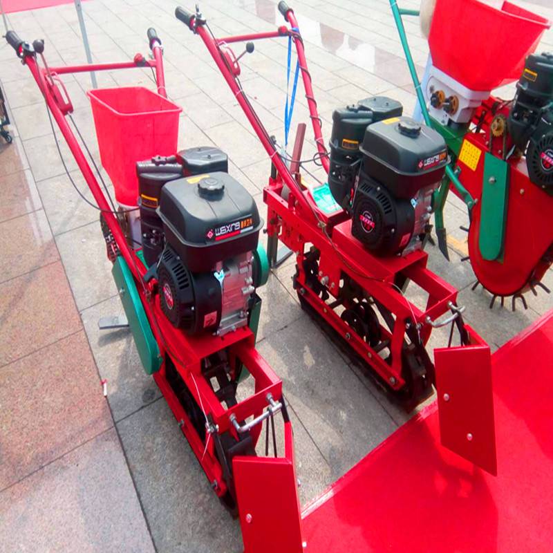 橡胶履带大蒜收获机履带自走式挖蒜机高效率双铲震动型刨蒜机