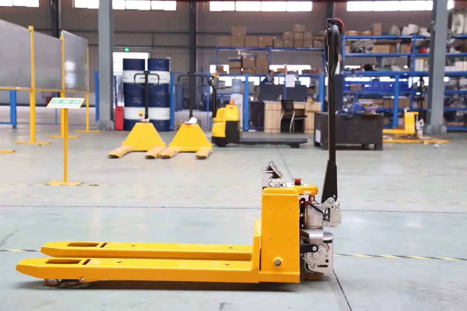 全新电动托盘车