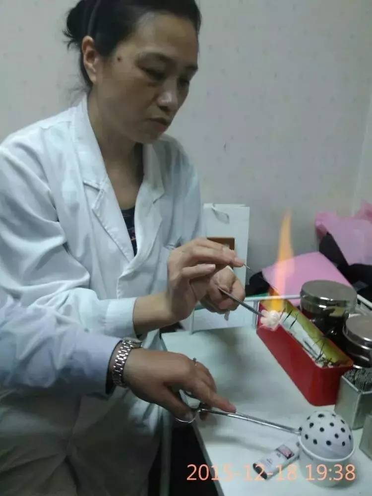 中医针灸培训-贺氏三通法针灸传承讲习班-针灸治疗面肌痉挛