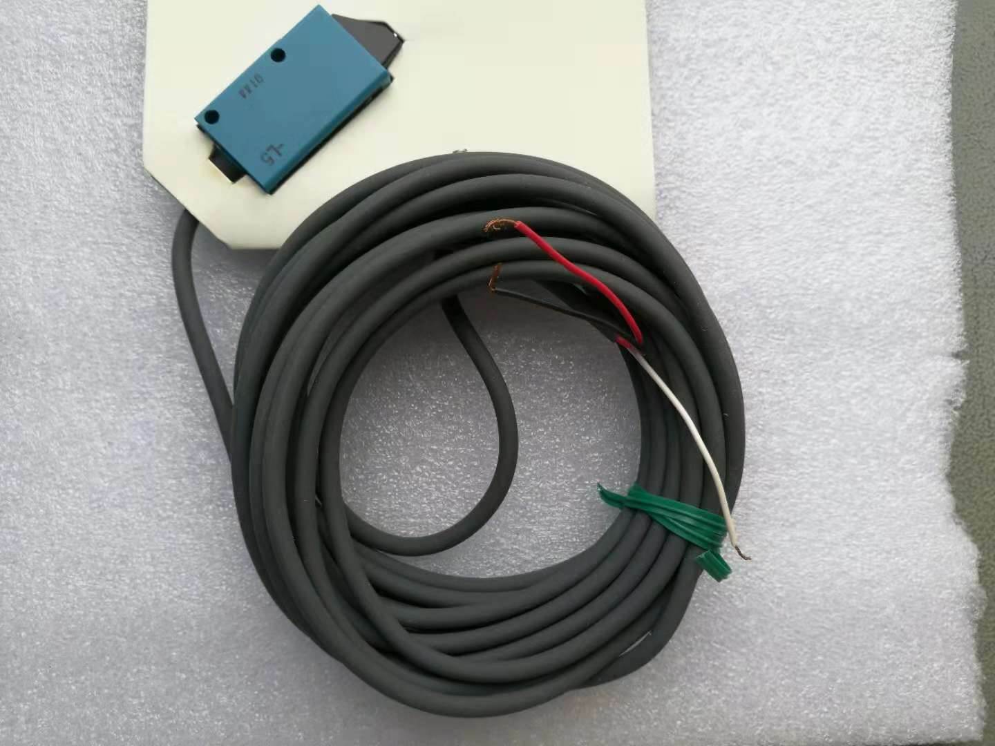 销售松下npm-w/w2 感应器