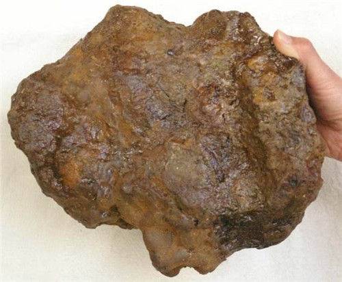 橄榄陨石上门收购几率大不大