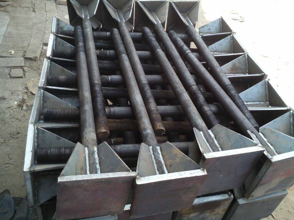 立柱预埋件地脚螺栓