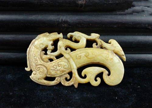 真实高价东汉玉龙纹韘形珮 收购机构