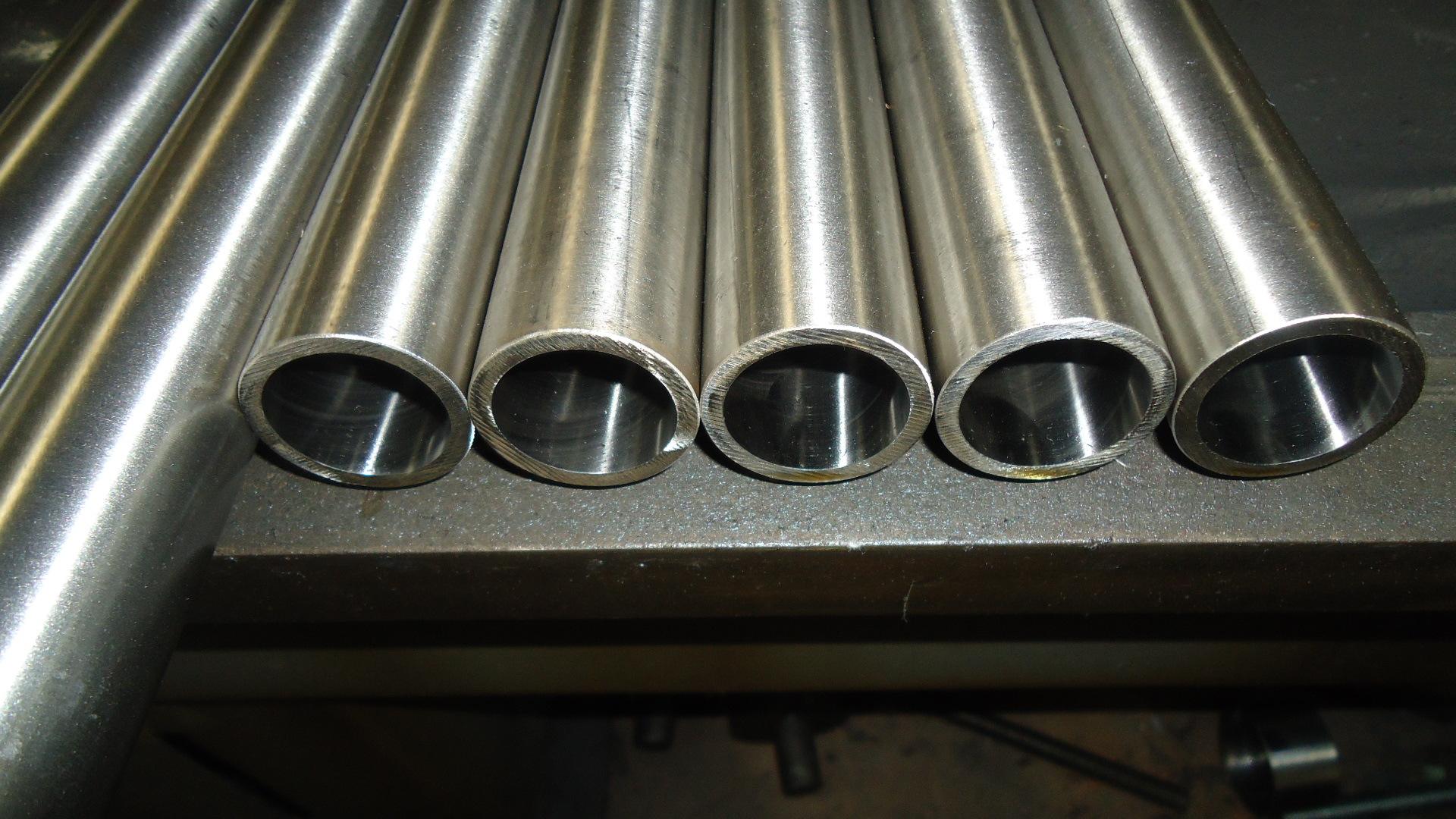 高精度不锈钢缸筒,不锈钢精密镜面管