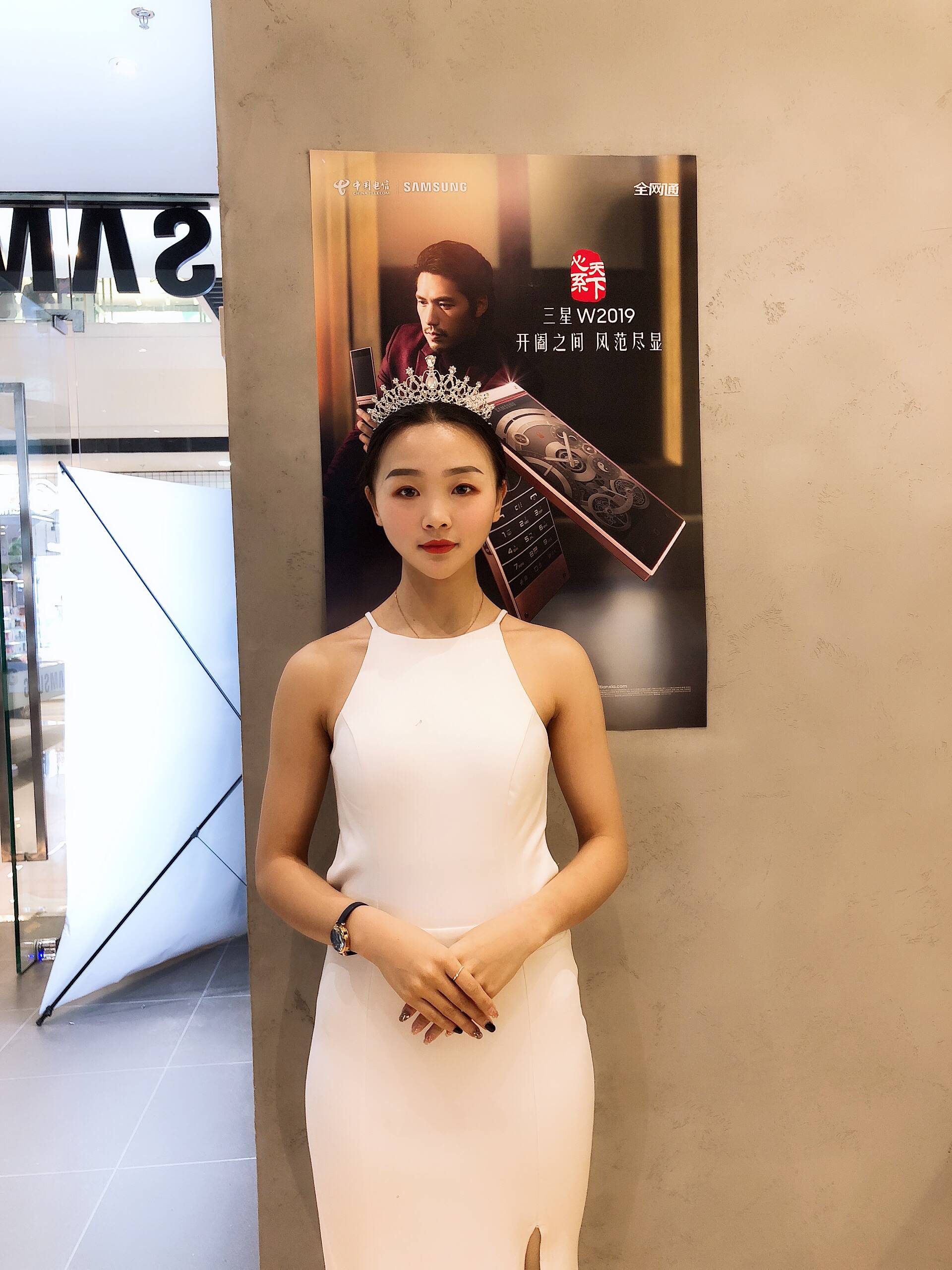 提供石家庄模特 人体彩绘模特 车展模特 模特主持礼仪模特