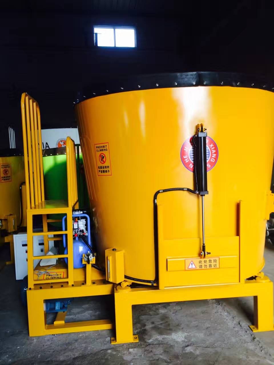 全日粮tmr搅拌机