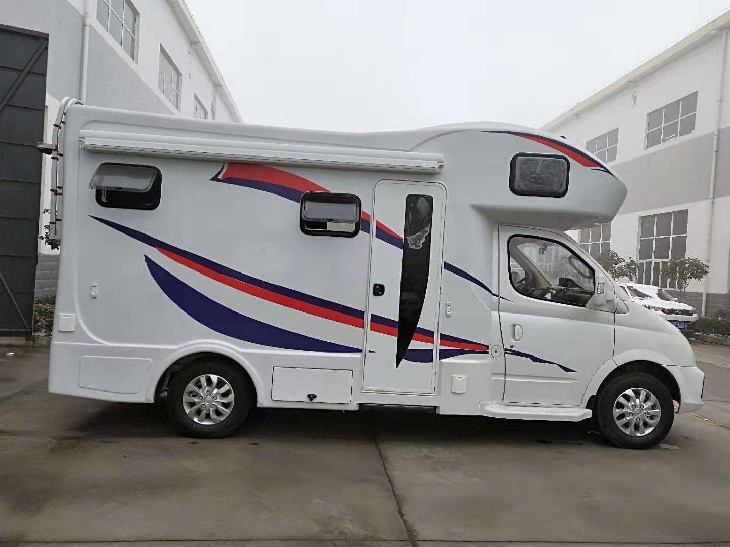 国产依维柯欧胜房车价格