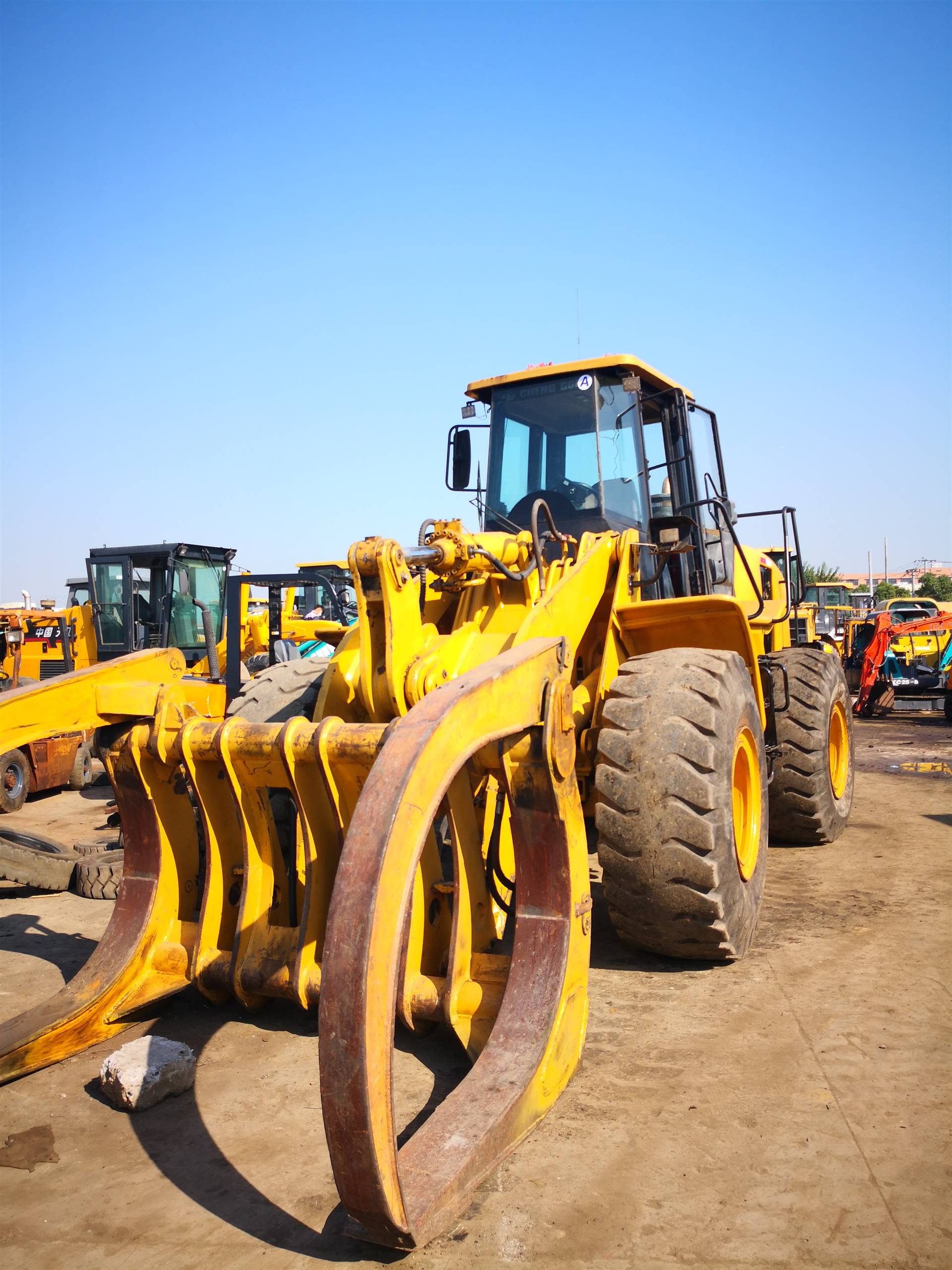 二手50夹抱装载机哪里买