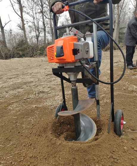 耐用型植树挖坑机价格