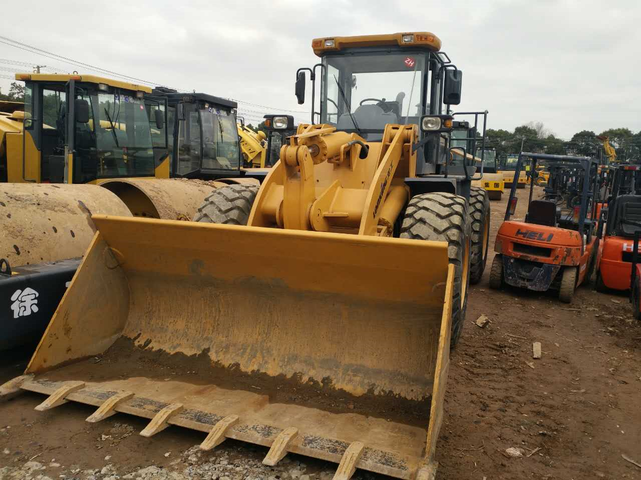 四平有二手50铲车装载机20和18同价格