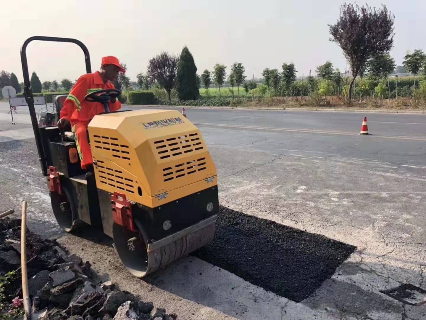 山東菏澤瀝青冷補料 瀝青多少錢一噸 瀝青路面冷再生