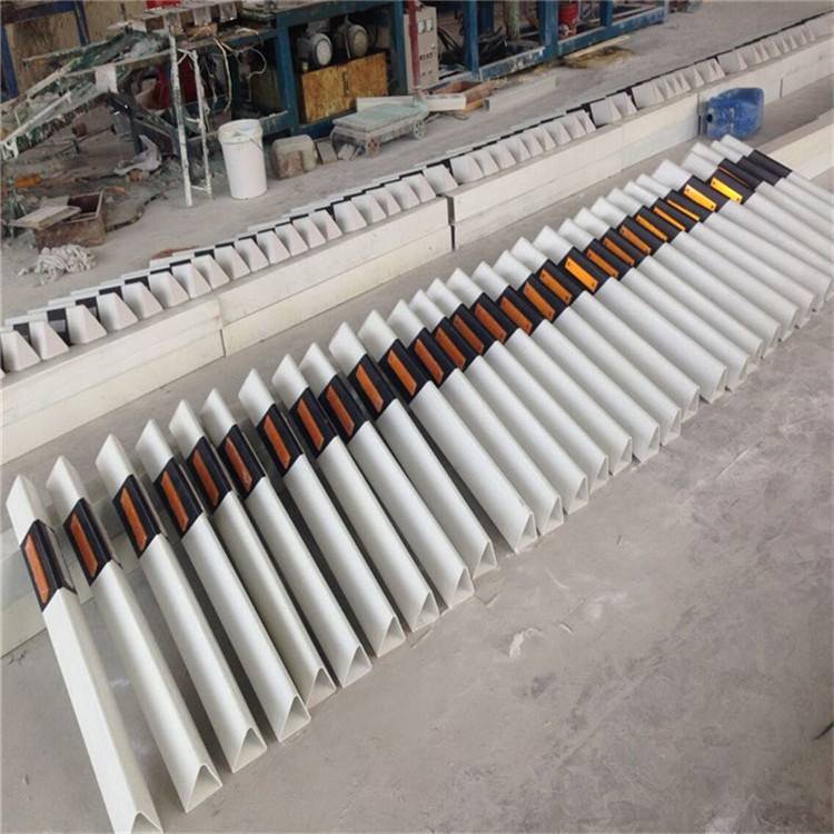 国标玻璃钢轮廓桩生产加工厂家