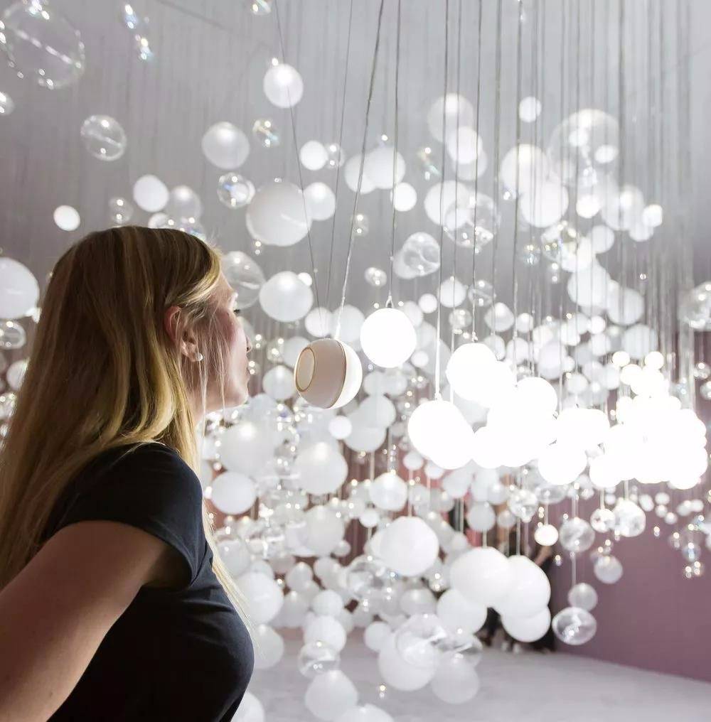 呼吸之光梦幻艺术泡泡装置网红打卡圣地装置艺术