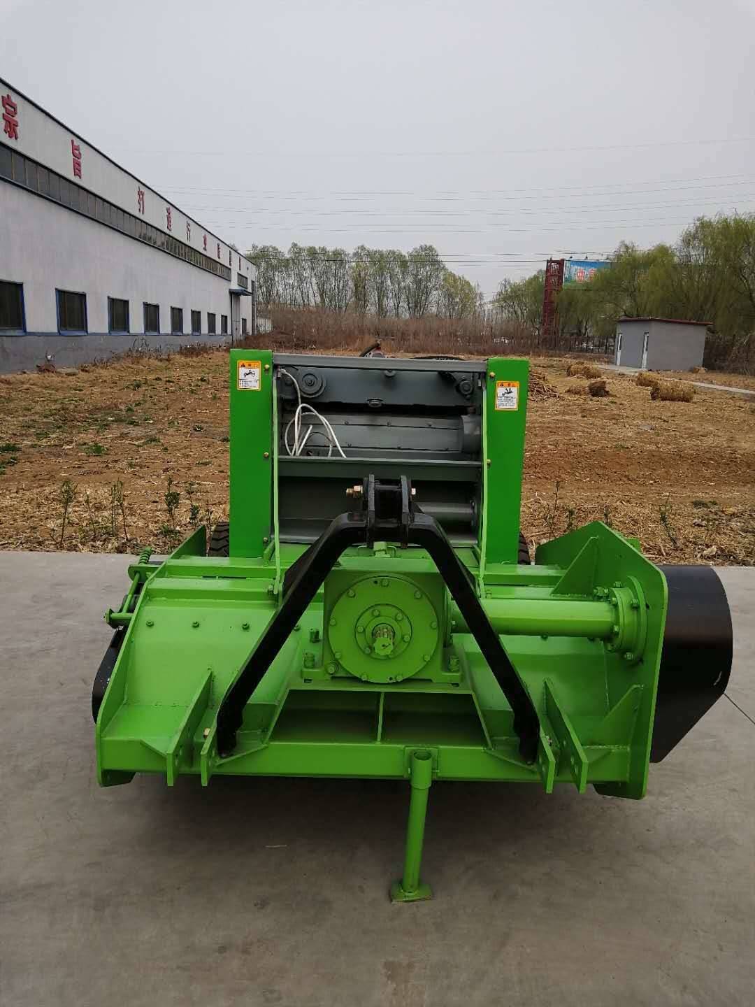 粉碎回收打捆机新型农牧机械大型生产厂家商家供应