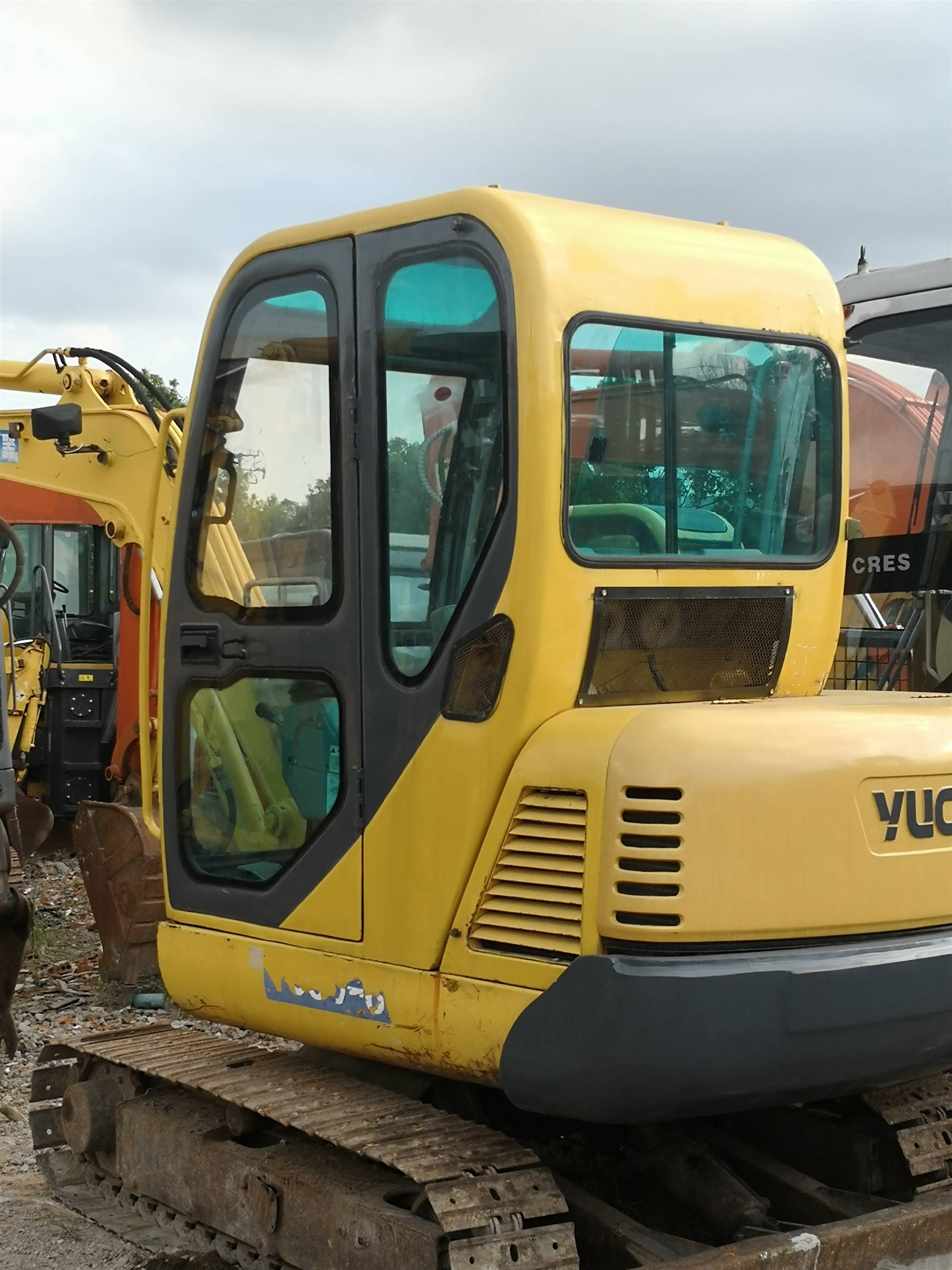 微型玉柴挖掘机小松20二手小型挖掘机