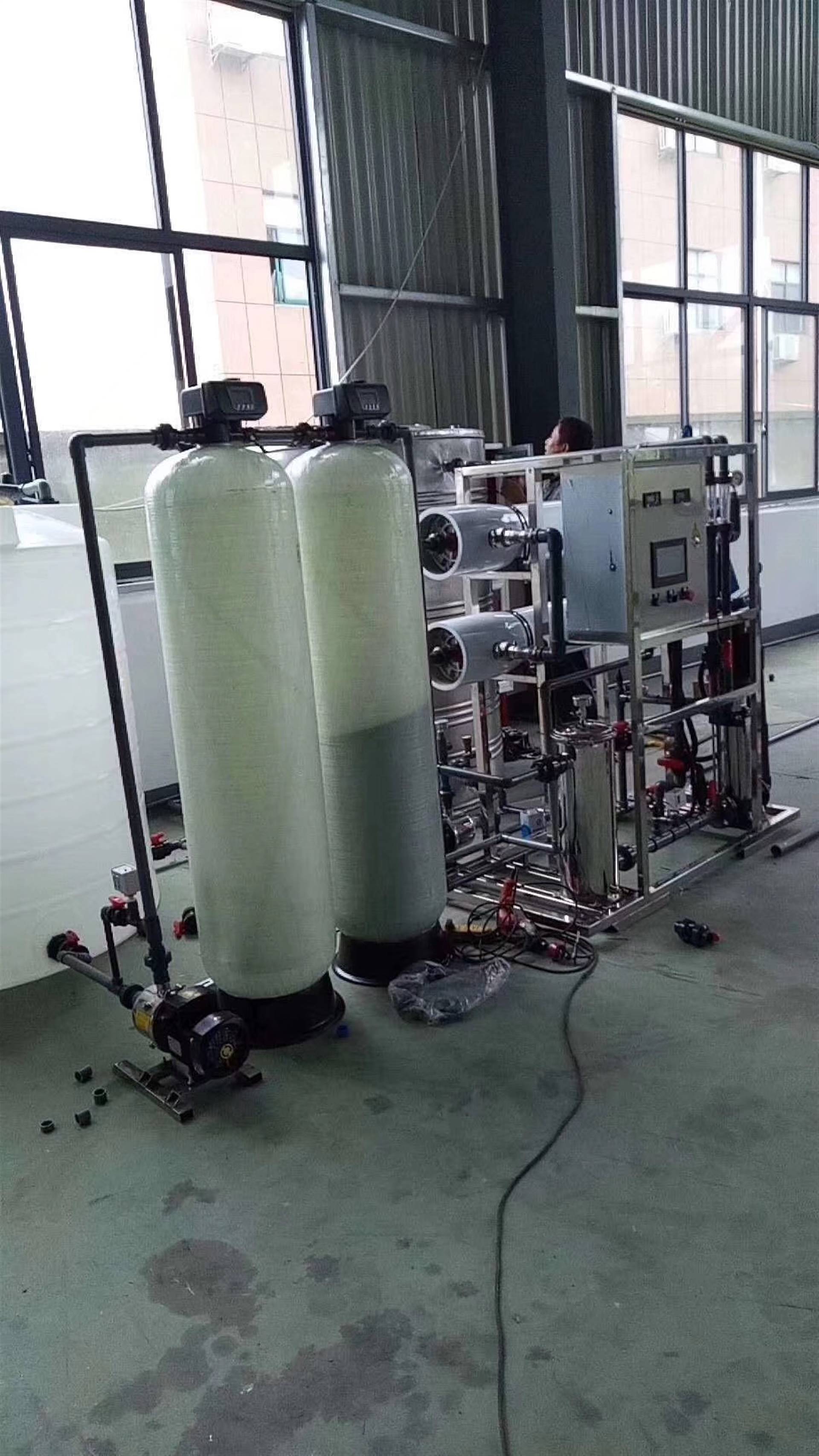 反渗透设备-废水处理设备_无锡汇泉净化设备有限公司