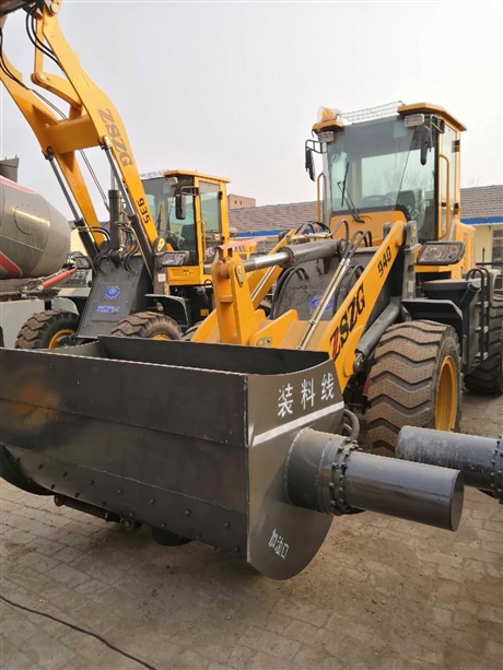 宁津县金宏机械有限责任公司 产品展厅 >混凝土搅拌铲车使用说明