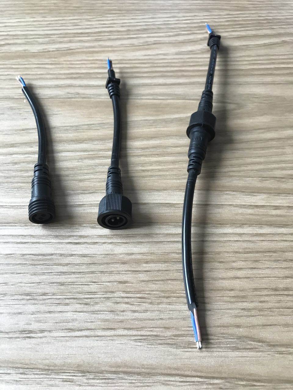 415太阳能锂电池防水插头ip68端子线接头连接器