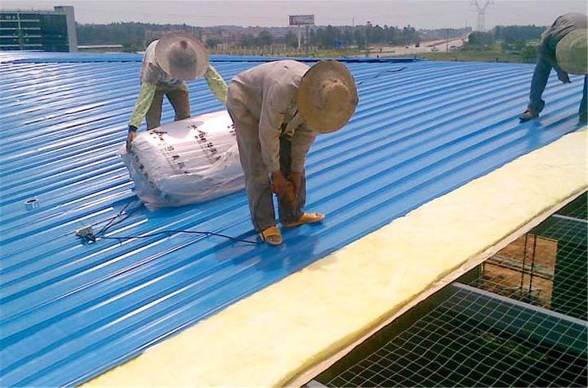 背贴铝箔防火玻璃棉毡价格 铝箔保温隔热玻璃丝用途