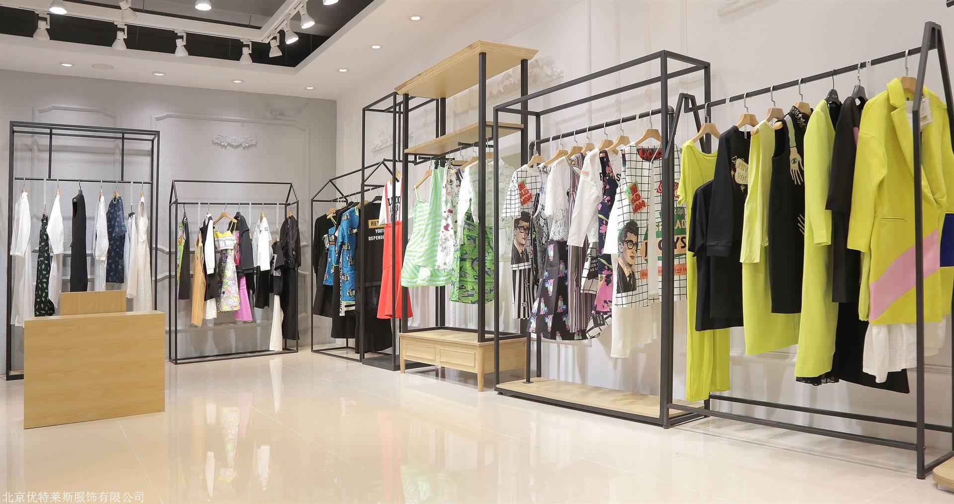 台绣折扣女装广州石井尾货服装批发市场地址