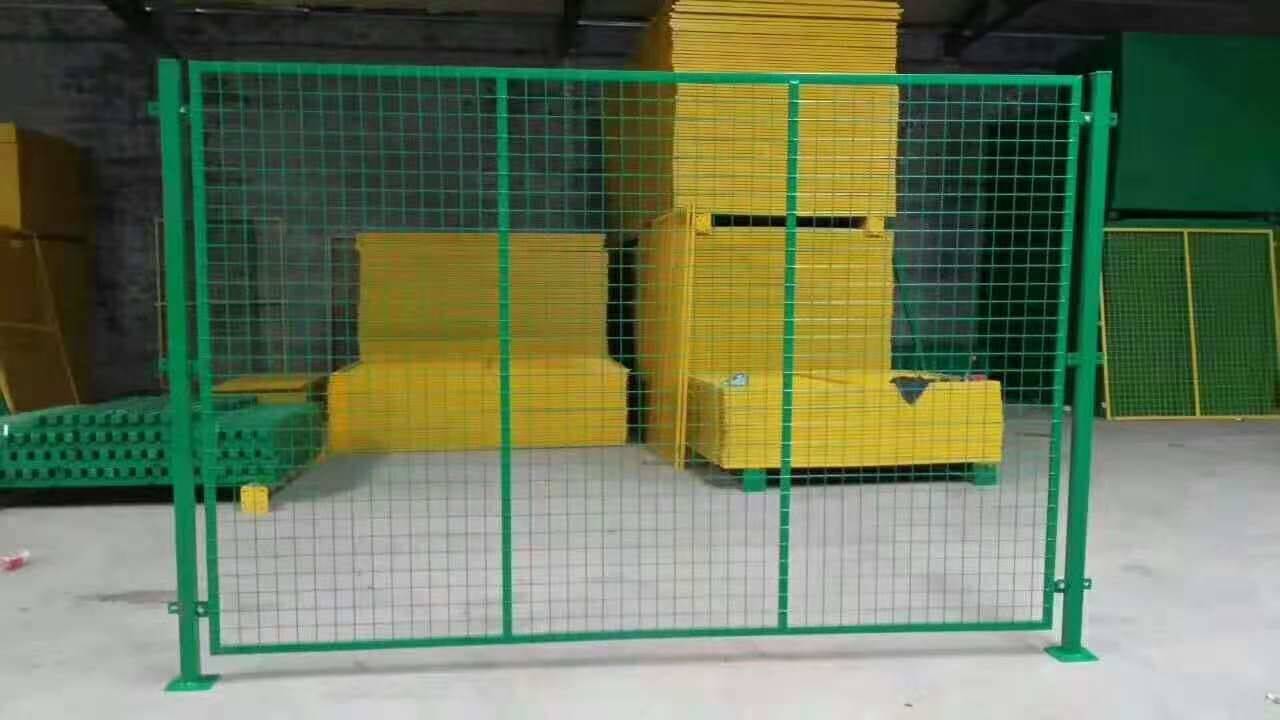 印度已在与巴基斯坦接壤的鸿沟逾93%地段、与孟加拉国接壤的鸿沟近80%地段设置围栏