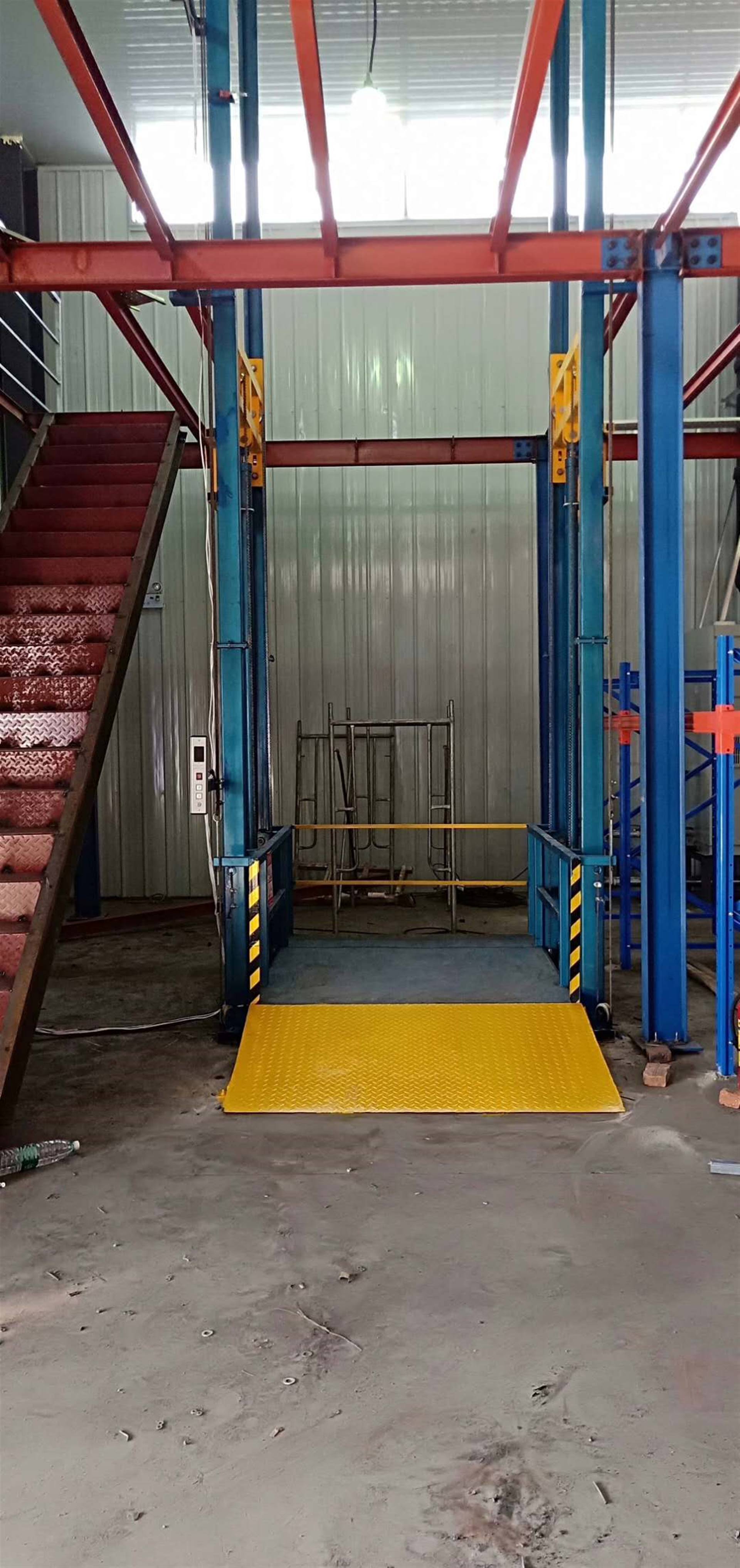 安徽链条式导轨液压升降载货货梯