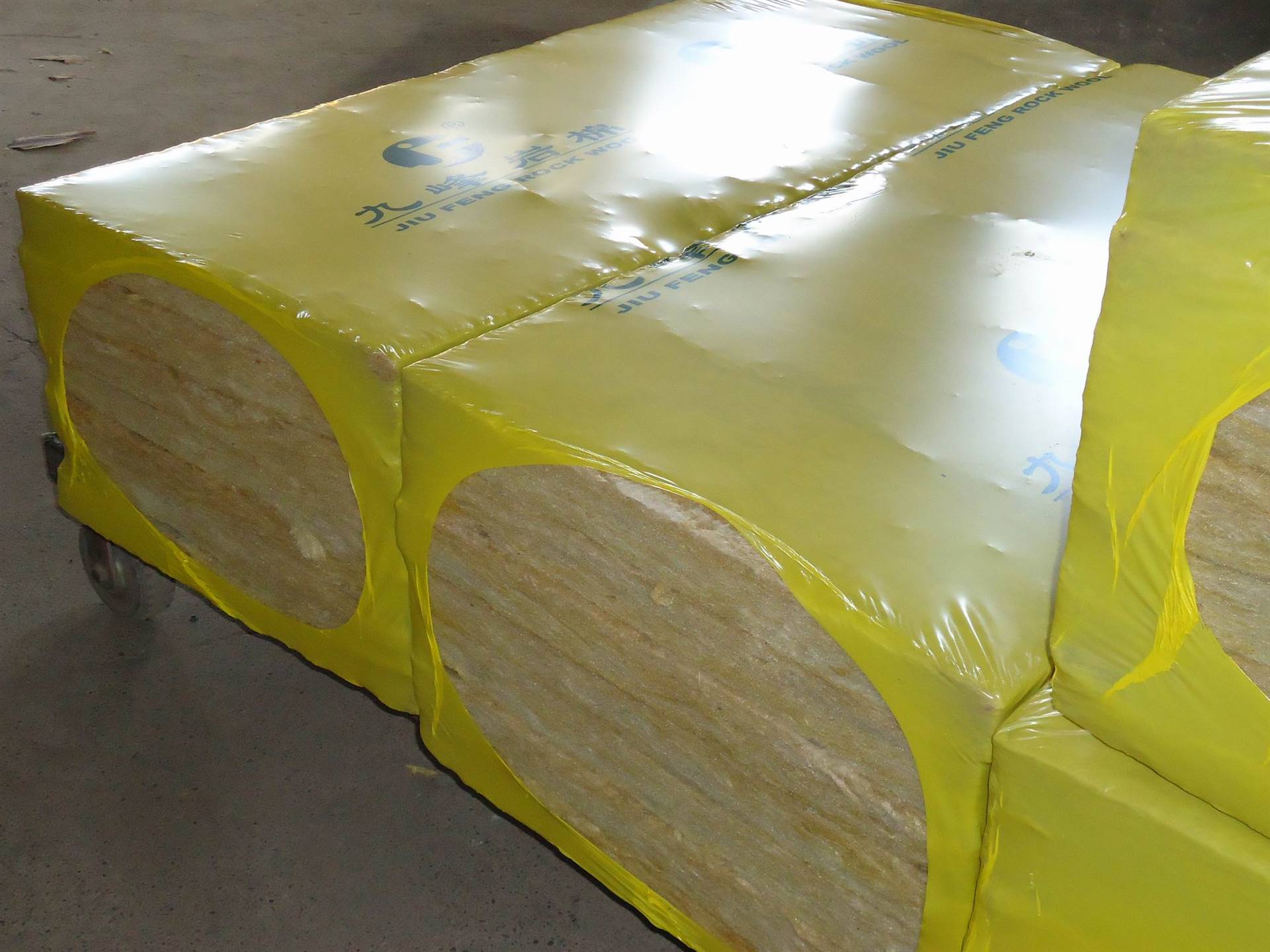 隔音岩棉板厂家信息