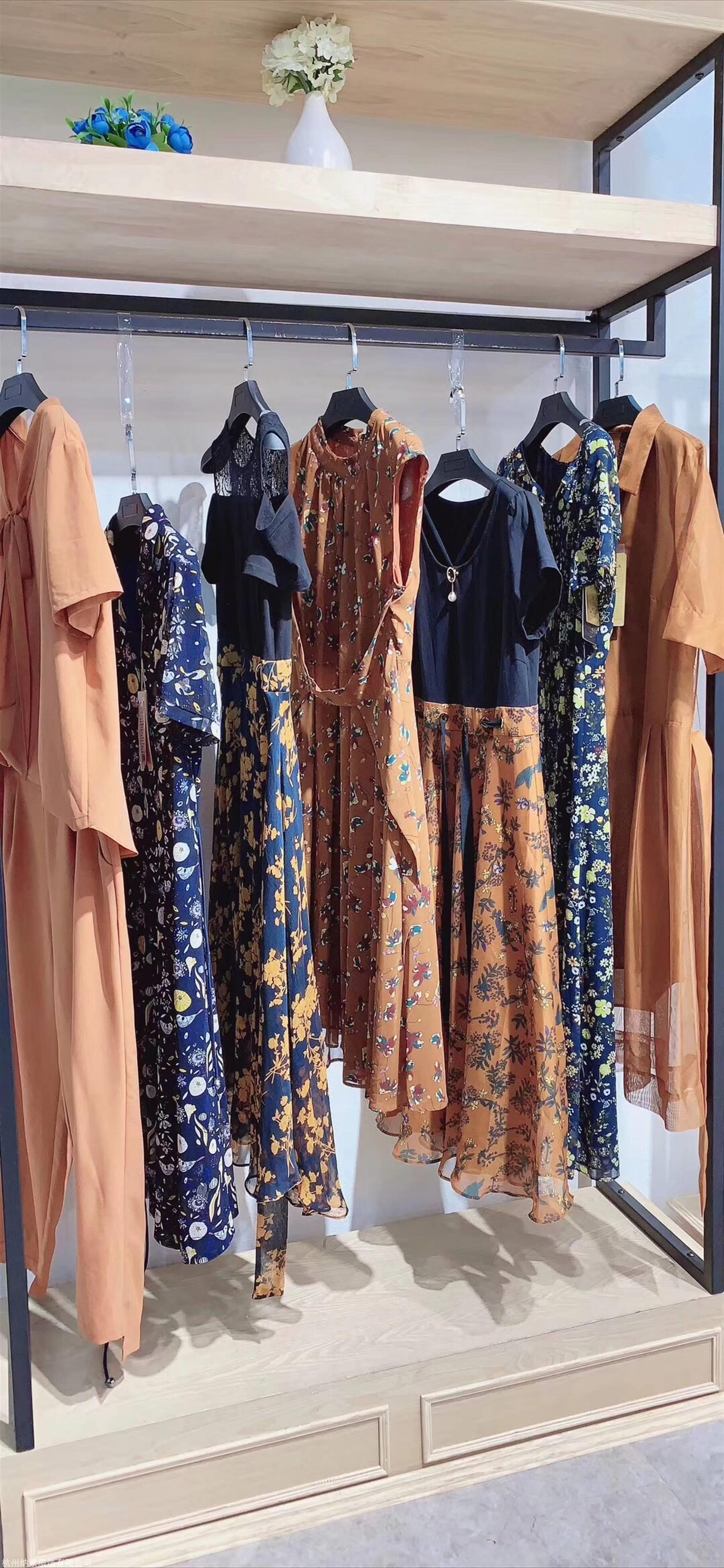 品牌折扣女装宝格大码淑女装批发