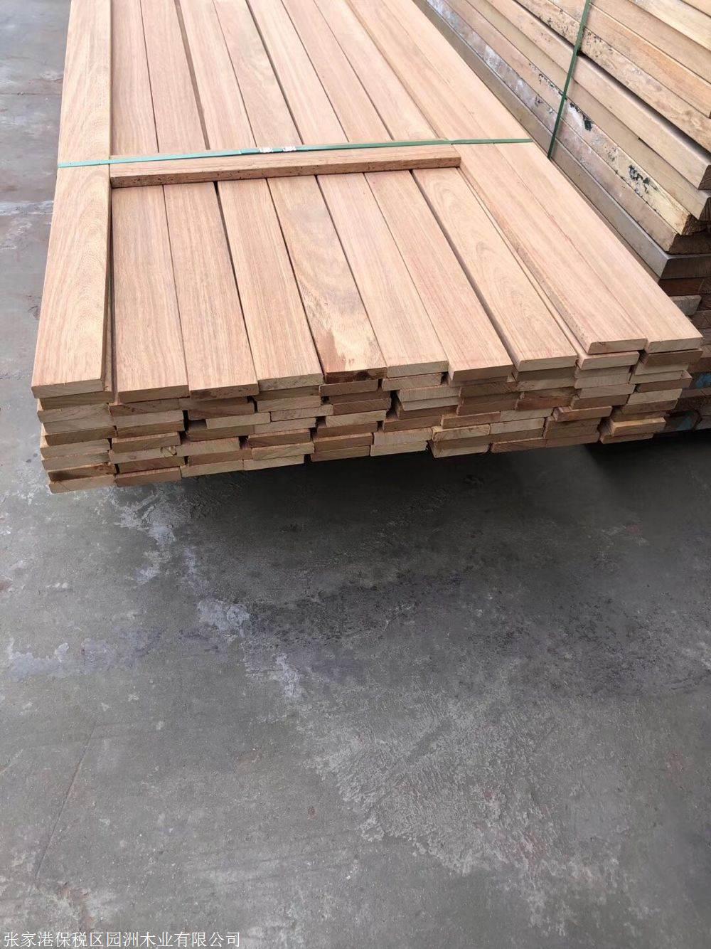 精品户外柳桉木开槽地板菠萝格开槽地板厂家销售定制