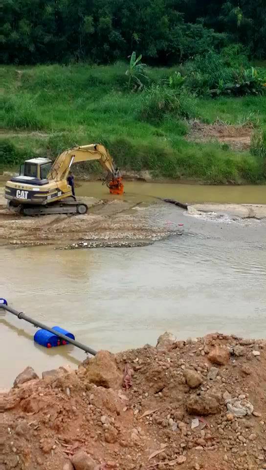 重型挖掘机抽沙泵