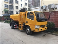 蓝牌挂桶垃圾车 小多利卡侧装压缩垃圾车