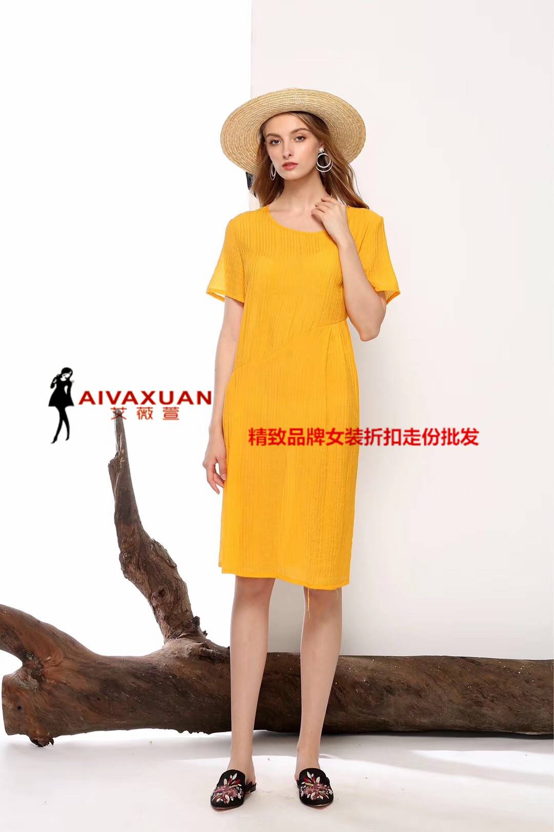 19年厂家直销新款棉麻系列大码女装连衣裙品牌尾货折扣