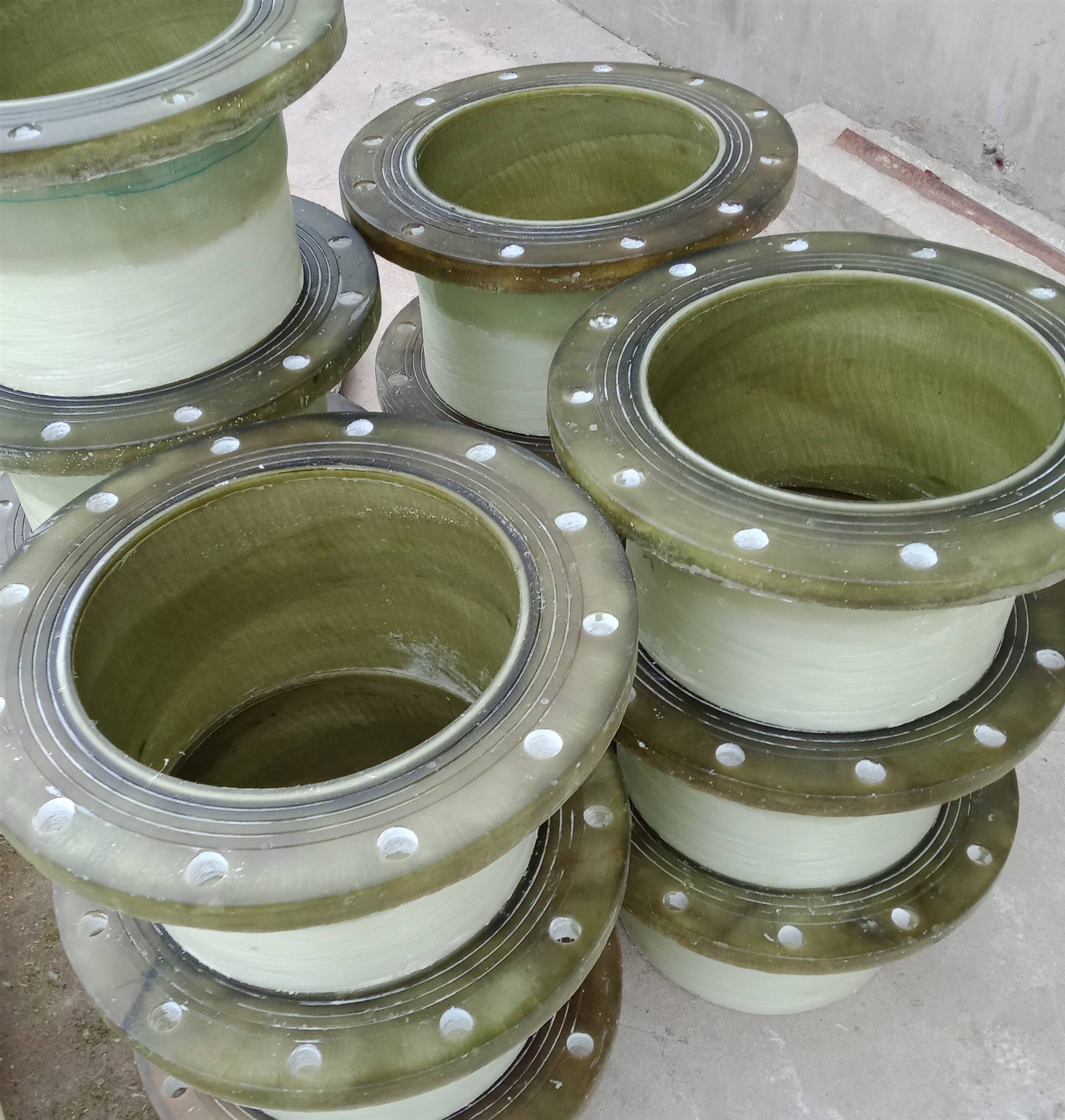 大口径玻璃钢法兰盘a国标非标玻璃钢法兰盘a玻璃钢法兰盘定制厂家