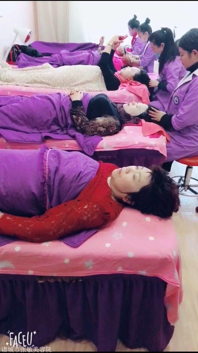 诸城市张敏美容院 产品展厅 >山东中药暖宫减肥加盟青岛市  以上就是