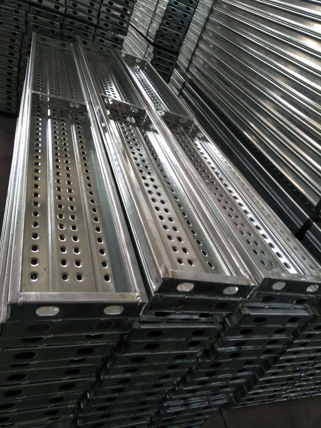 宁夏4米钢跳板敬飞钢跳板厂家可定制加工钢跳板