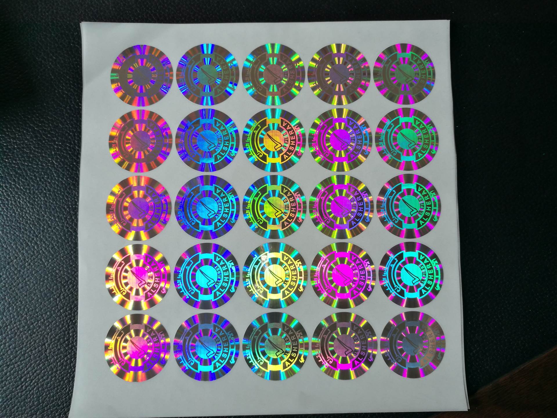 供应激光贴纸,防伪标全息标签