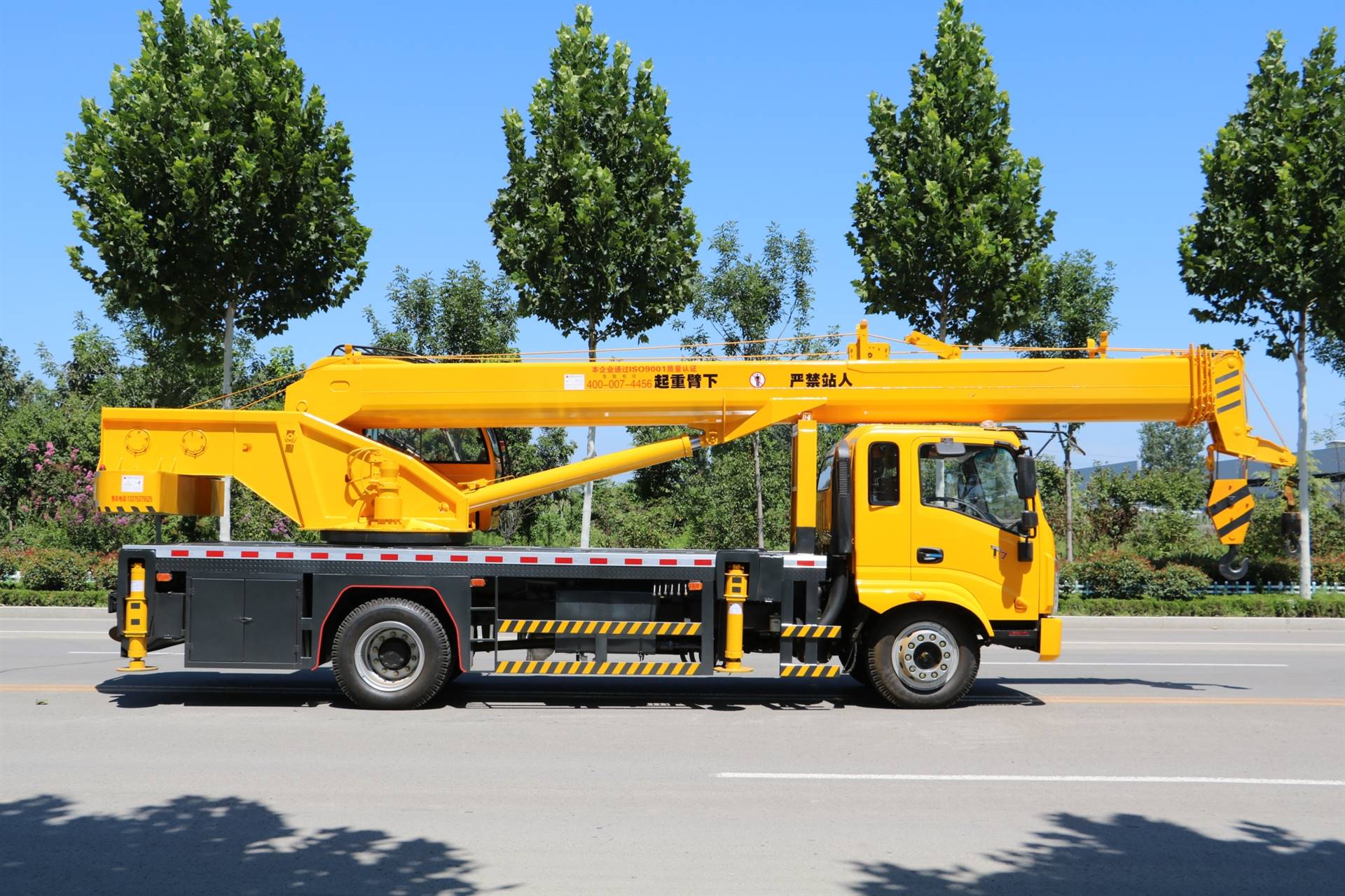 唐骏16吨汽车吊唐骏16吨汽车吊参数唐骏16吨汽车吊价格